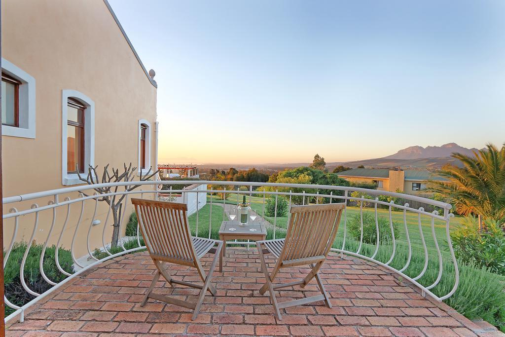 Apricot Gardens Guesthouse Gordons Bay Bagian luar foto