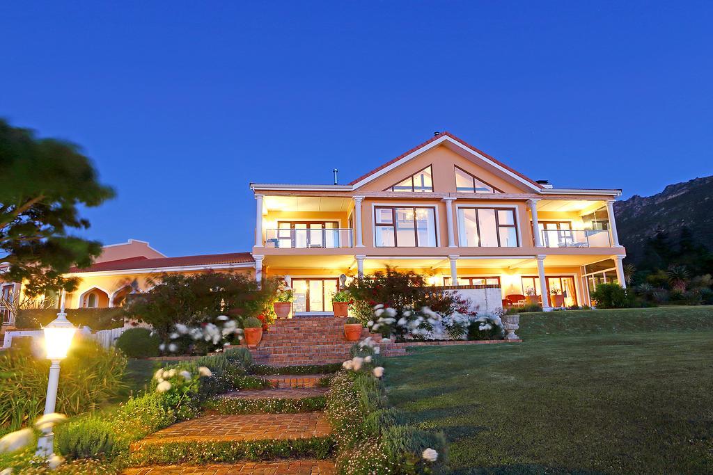 Apricot Gardens Guesthouse Gordons Bay Bagian luar foto